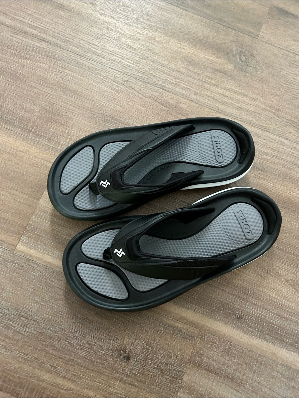 Zoompy Black and Gray Men's/Women's Flip Flop Sandals